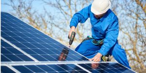 Installation Maintenance Panneaux Solaires Photovoltaïques à La Sauniere